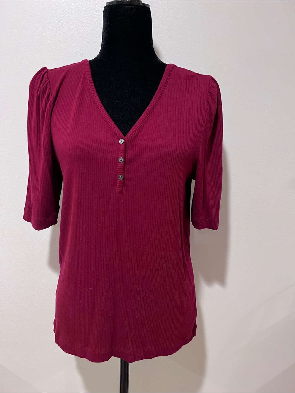 LOFT women V-Neck Ribbed Henley Top - Burgundy